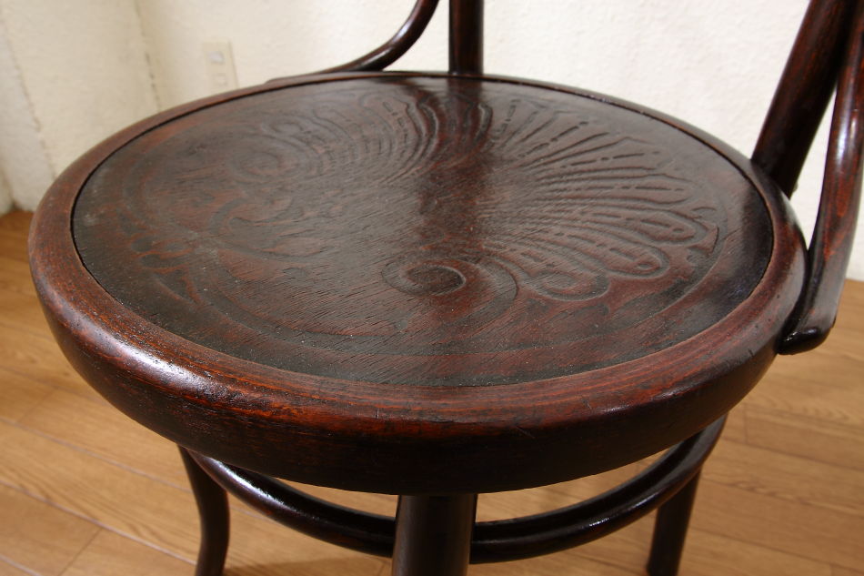 トーネットTHONET ベントウッドスピンドルバックチェア