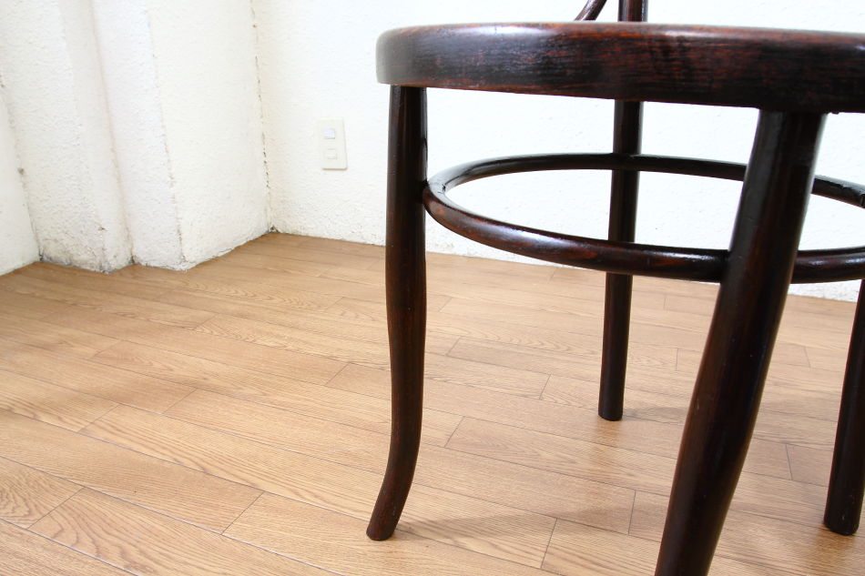 トーネットTHONET ベントウッドスピンドルバックチェア