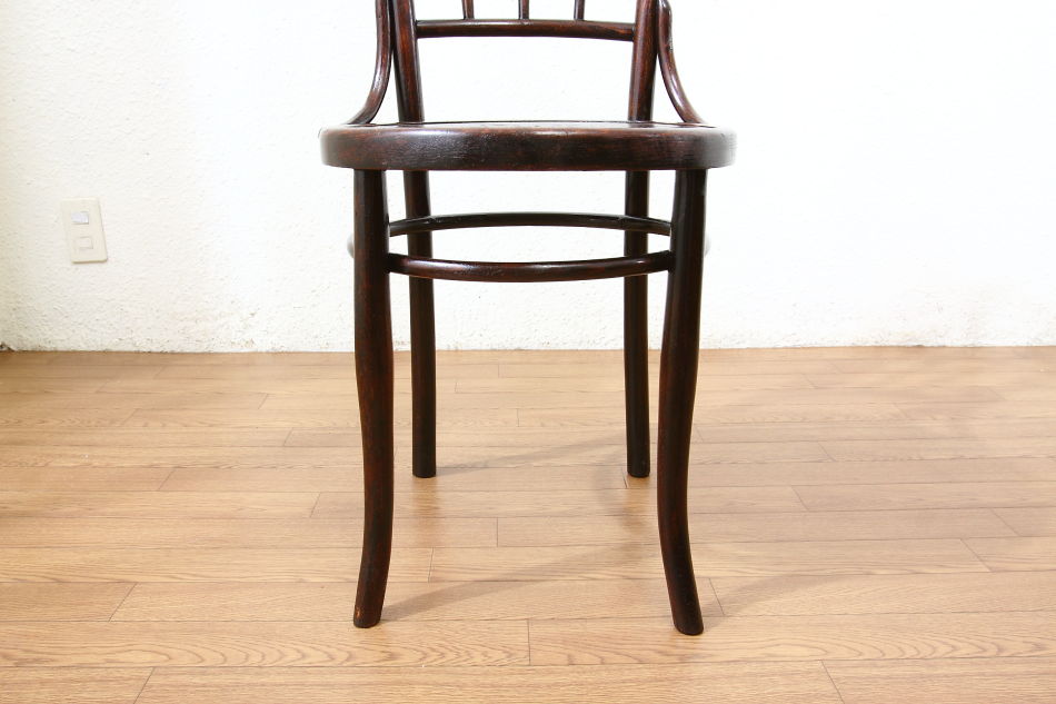 トーネットTHONET ベントウッドスピンドルバックチェア