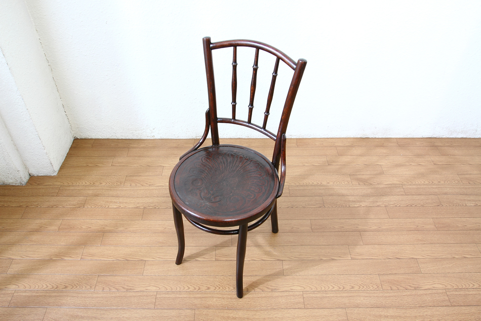 トーネットTHONET ベントウッドスピンドルバックチェア