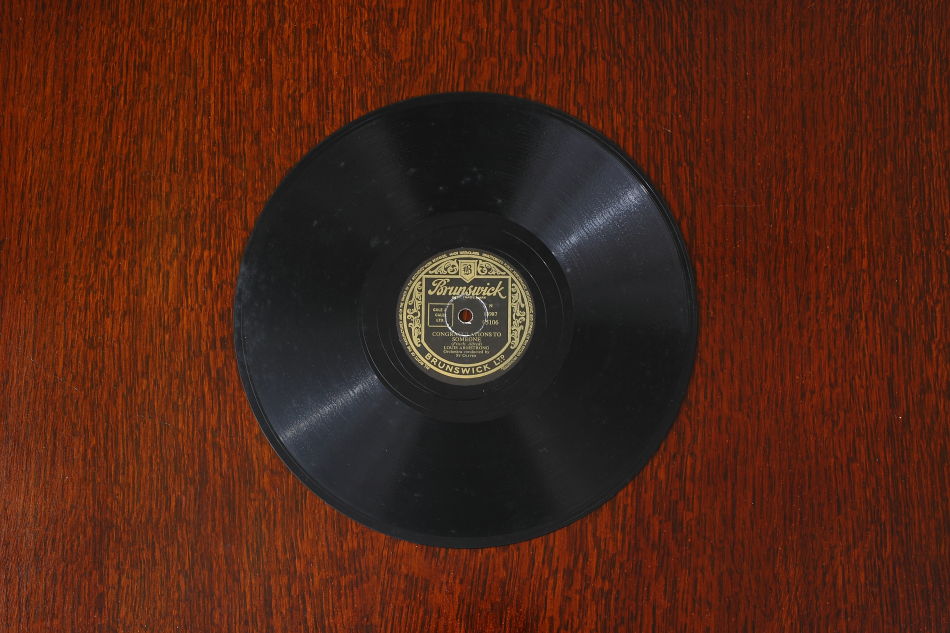SPレコード盤　10インチ25cm ～LOUIS ARMSTRONG～