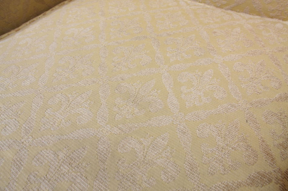 チッペンデールウィングチェア