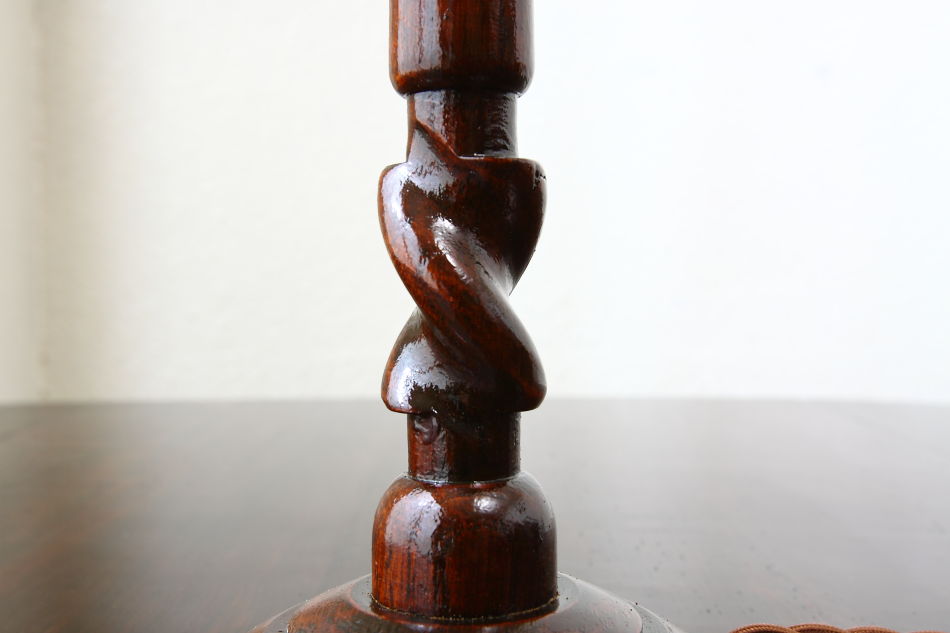 アールデコスタイル ツイストテーブルランプ/ベース 33cm