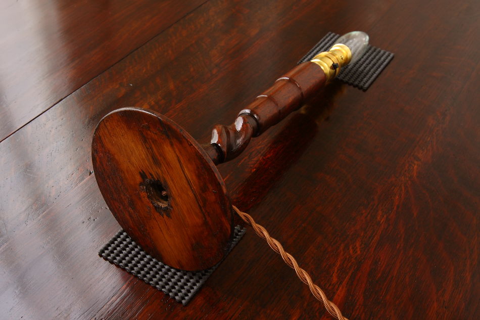 アールデコスタイル ツイストテーブルランプ/ベース 33cm