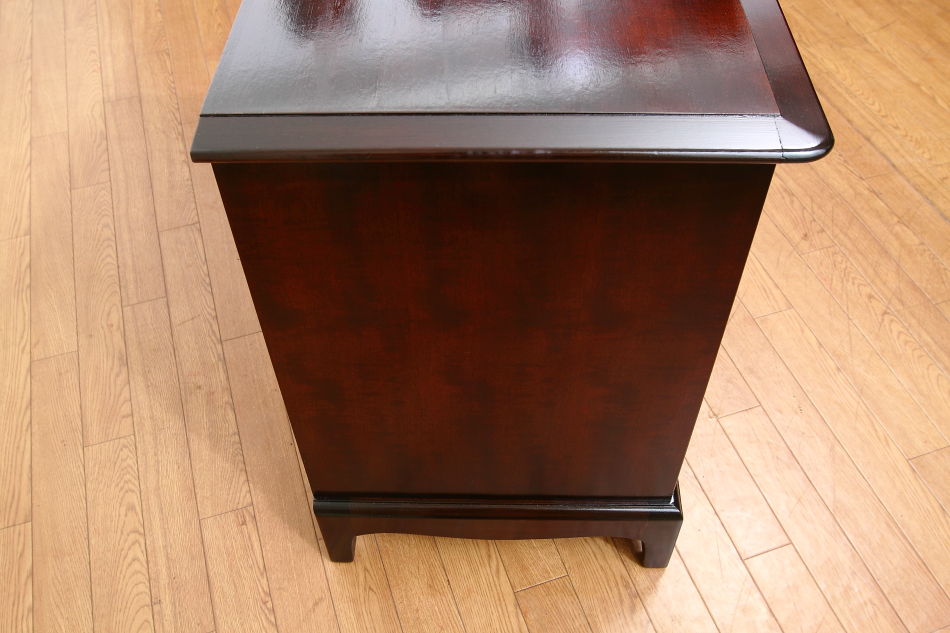 “スタッグ” Stag Furniture マホガニーローチェスト