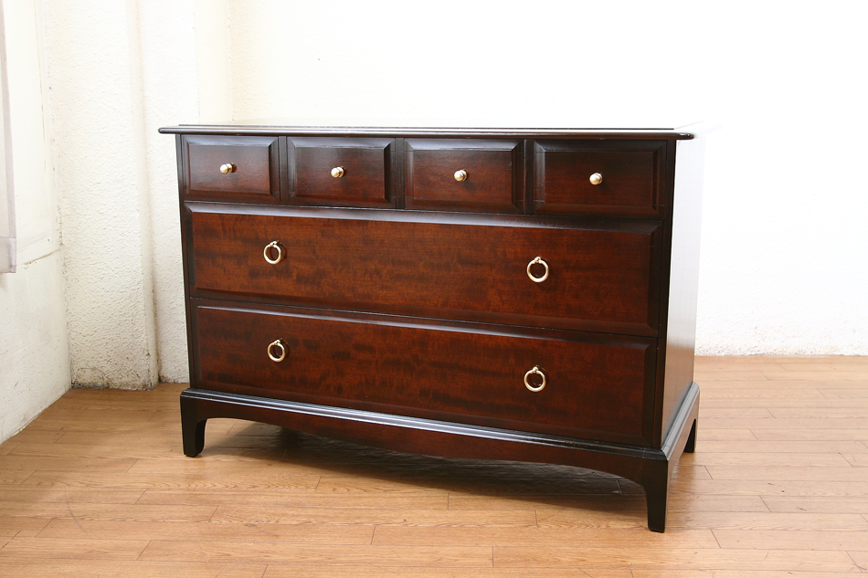 “スタッグ” Stag Furniture マホガニーローチェスト