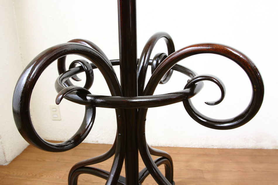トーネットThonet ベントウッドコートハンガー