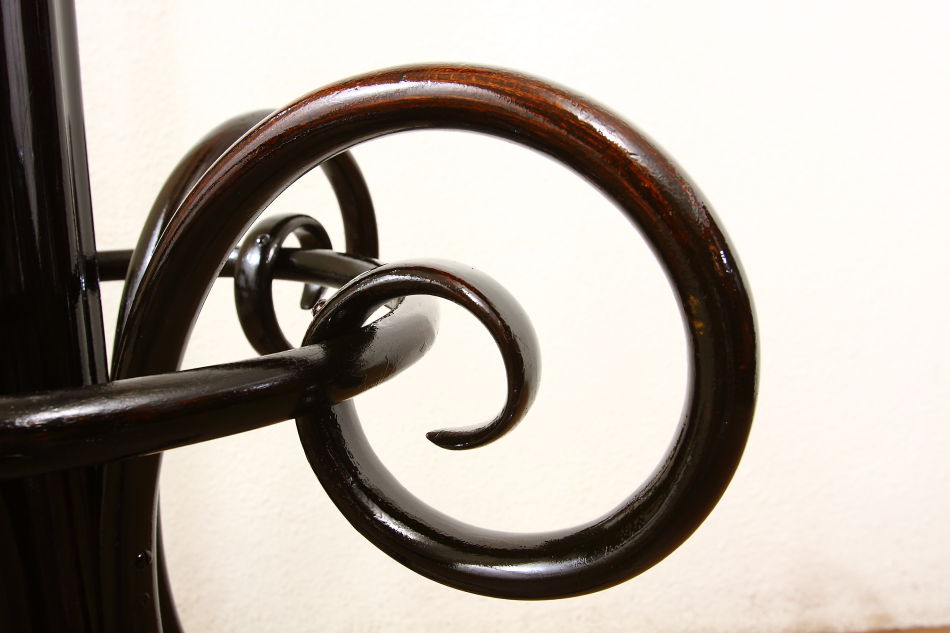 トーネットThonet ベントウッドコートハンガー