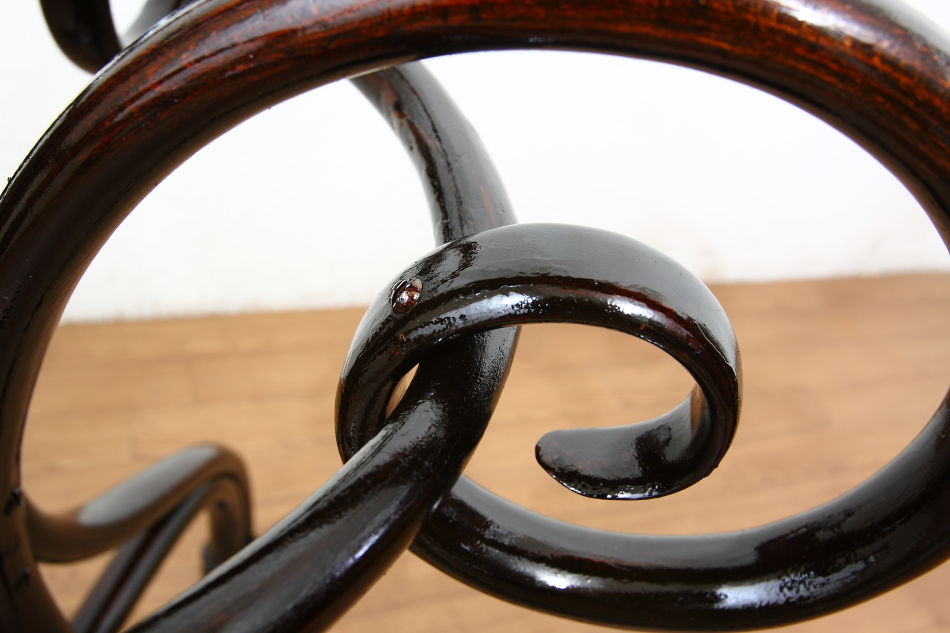 トーネットThonet ベントウッドコートハンガー