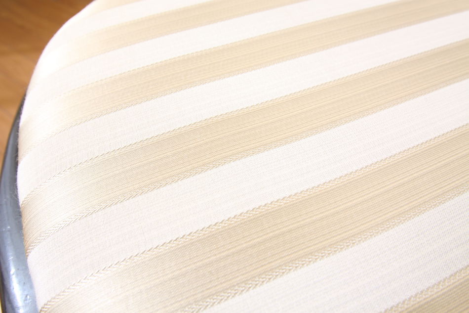 ヴィクトリアン パピエマーシュPAPIER-MACHEバルーンバックチェア