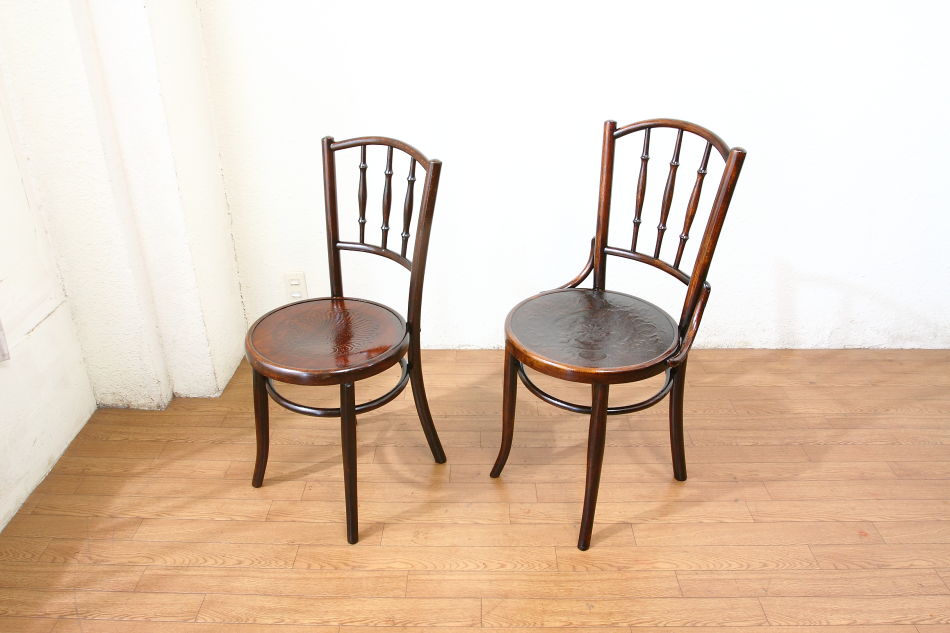 トーネットThonet No98スピンドルバックベントウッドチェア