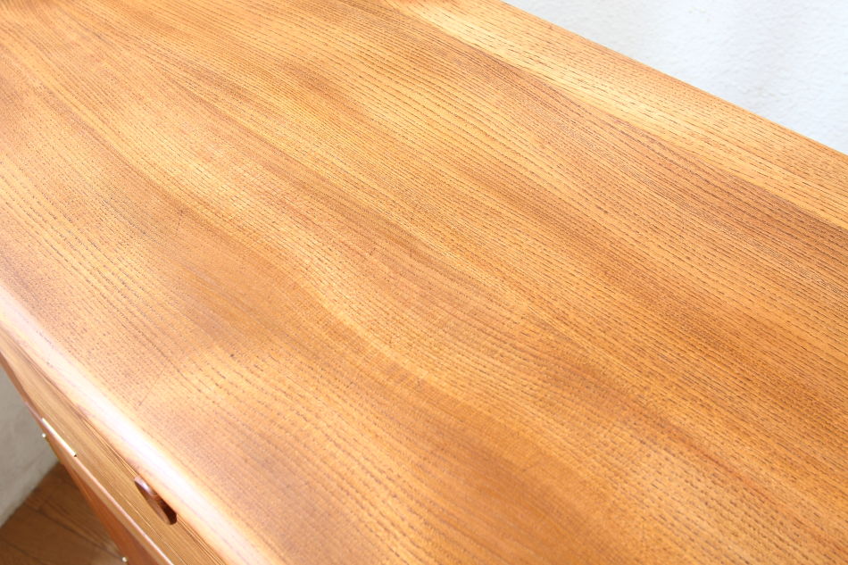 アーコールERCOL ウィンザーエルムビューロー/カクテルキャビネット ネイビーラベル