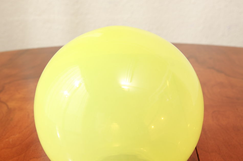 ウラン/ヴァセリン ボールランプシェード