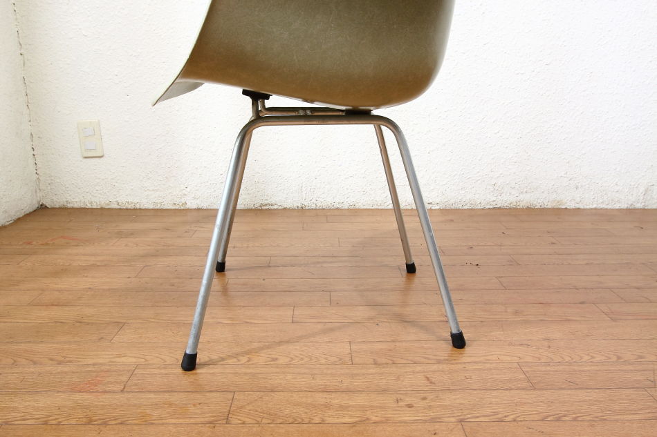 ハーマンミラーHerman Miller イームズEamesアームシェルチェア