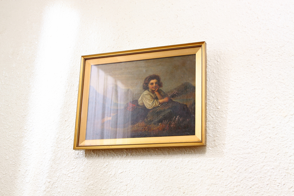 A Gypsy Girl On A Rock / Oil painting