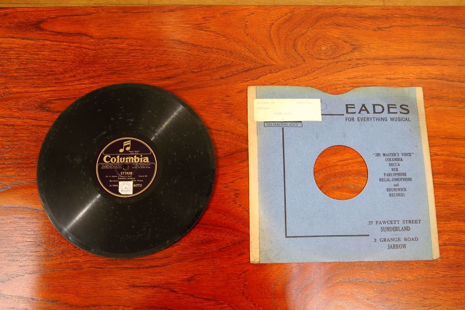 SPレコード盤 10インチ25cm ～DENNIS NOBLE with Piano～
