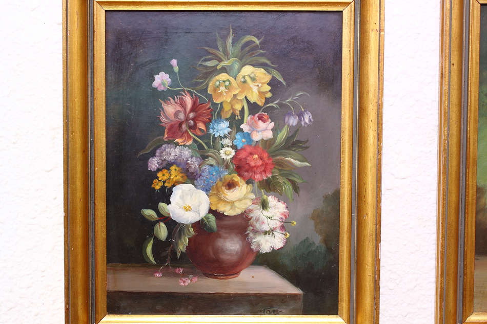 Still Life of Flowers / Oil Painting