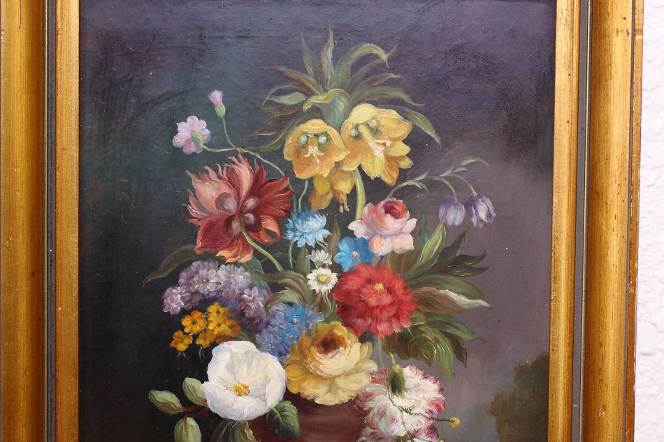 Still Life of Flowers / Oil Painting