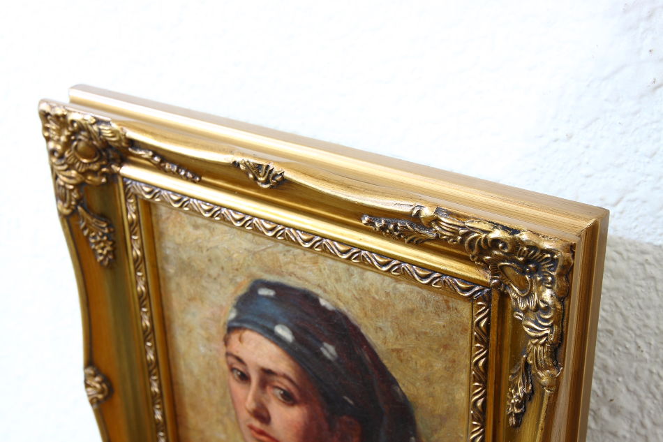 Portrait of a young girl / Oil Painting