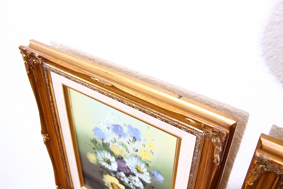 Still Life of flowers / oil painting