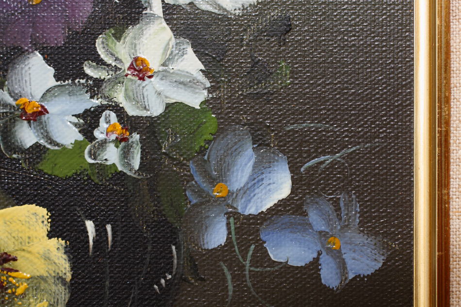 Still Life of flowers / oil painting