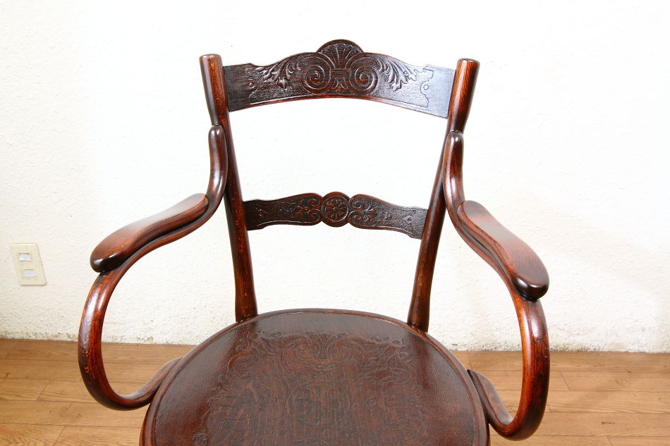 トーネットTHONET No96 ヴィクトリアン ベントウッドアームチェア