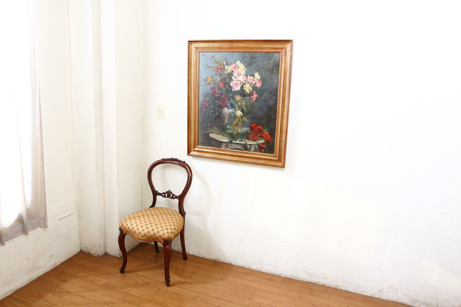 Flowers in a vase on a table / Oil Painting