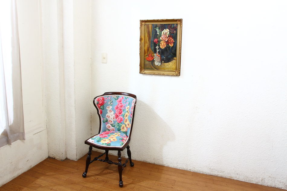 Flowers and a Porcelain Figure / Oil Painting