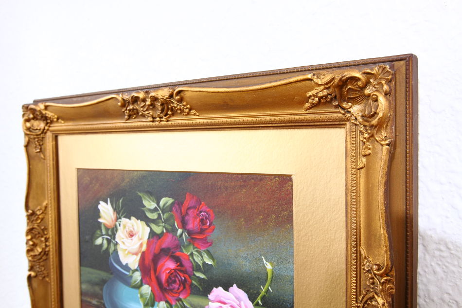 Roses in a Vase / Oil Painting 
