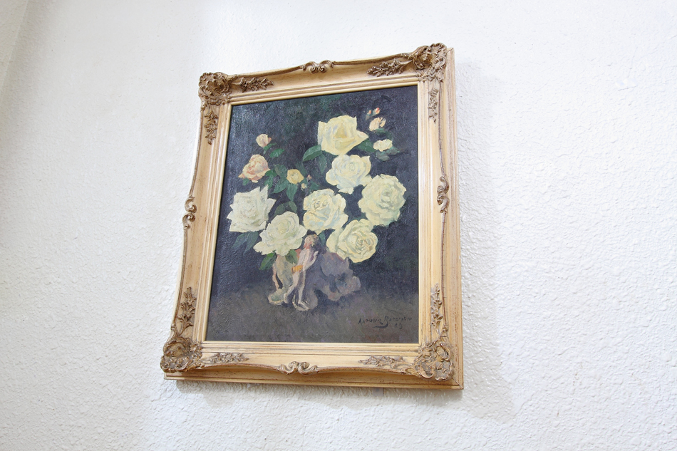 White roses with a small pixie / oil painting