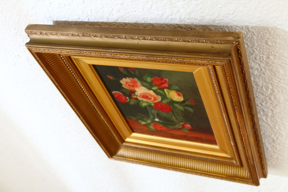 Still life with Roses in a Glass Vase/Oil Painting
