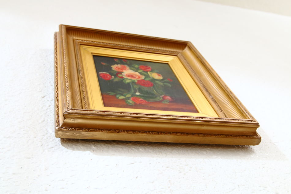 Still life with Roses in a Glass Vase/Oil Painting