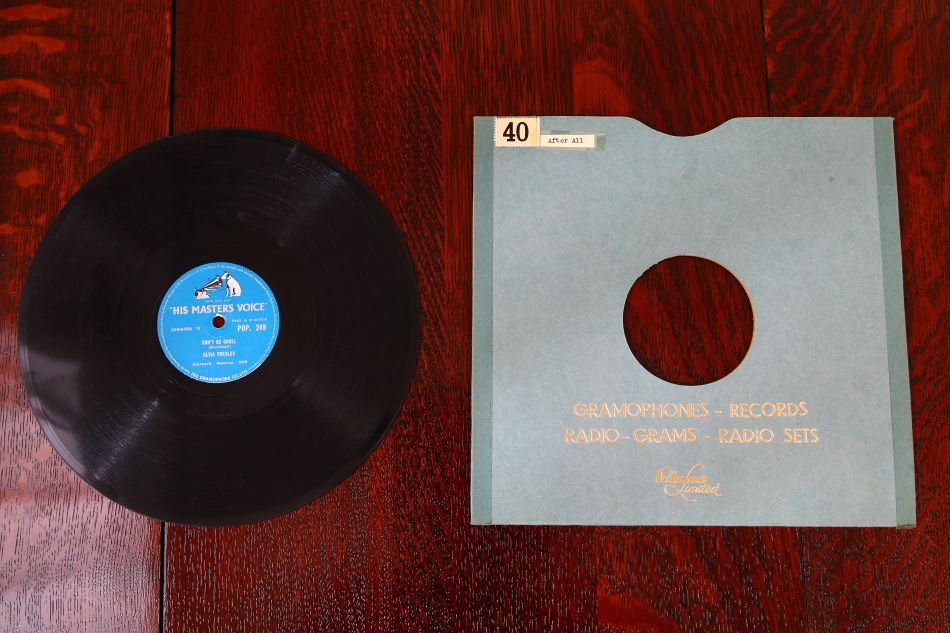 SPレコード盤　10インチ25cm ～ ELVIS PRESLEY ～