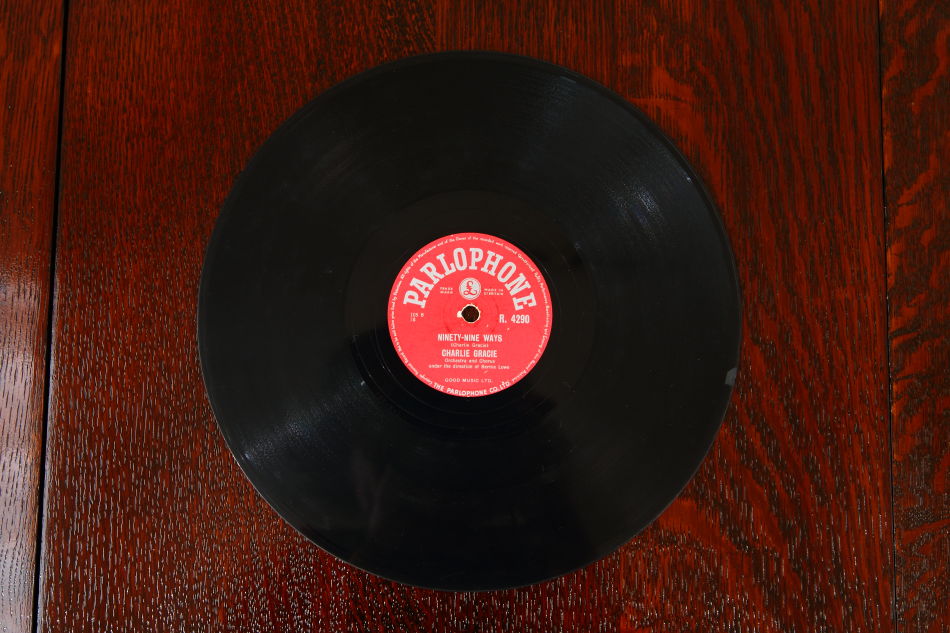 SPレコード盤　10インチ25cm ～CHARLIE GRACIE  ～