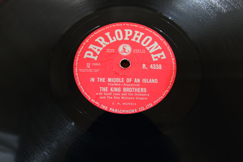 SPレコード盤　10インチ25cm ～THE KING BROTHERS  ～