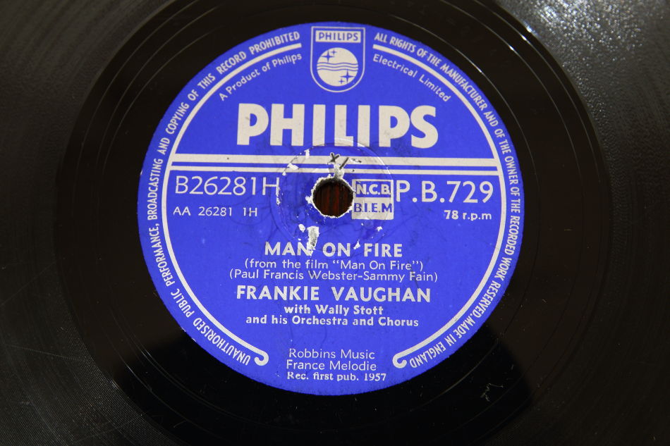 SPレコード盤　10インチ25cm ～FRANKIE VAUCHAN ～