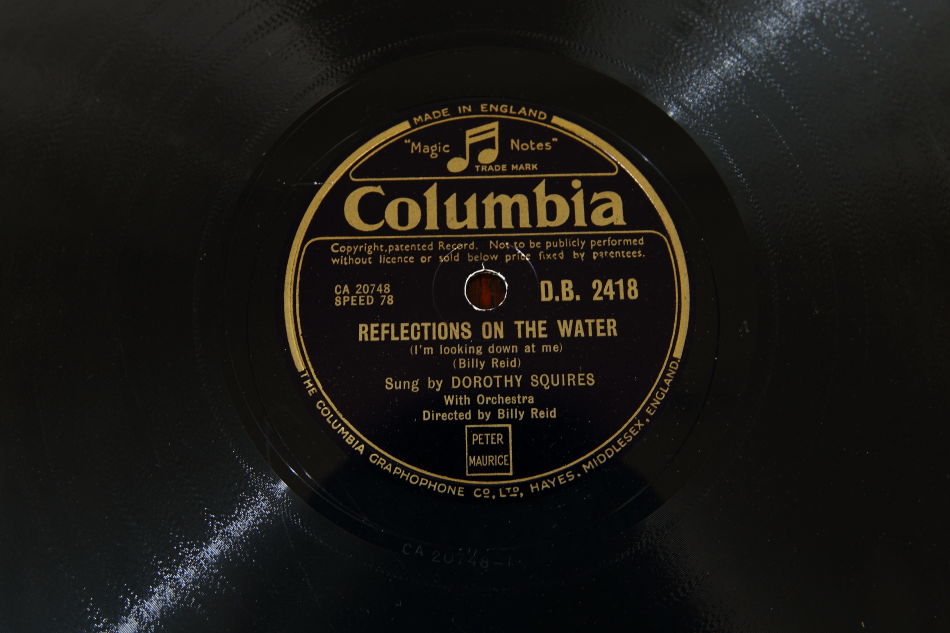 SPレコード盤　10インチ25cm ～DOROTHY SQUIRES ～