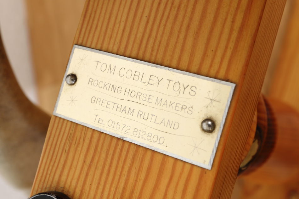 トム・コブリーTom Cobley ロッキングホース "Antique Dapple"