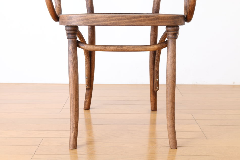 ページドPaged ベントアームチェア No.4 Cafe DAUM 1849/ダークオイル