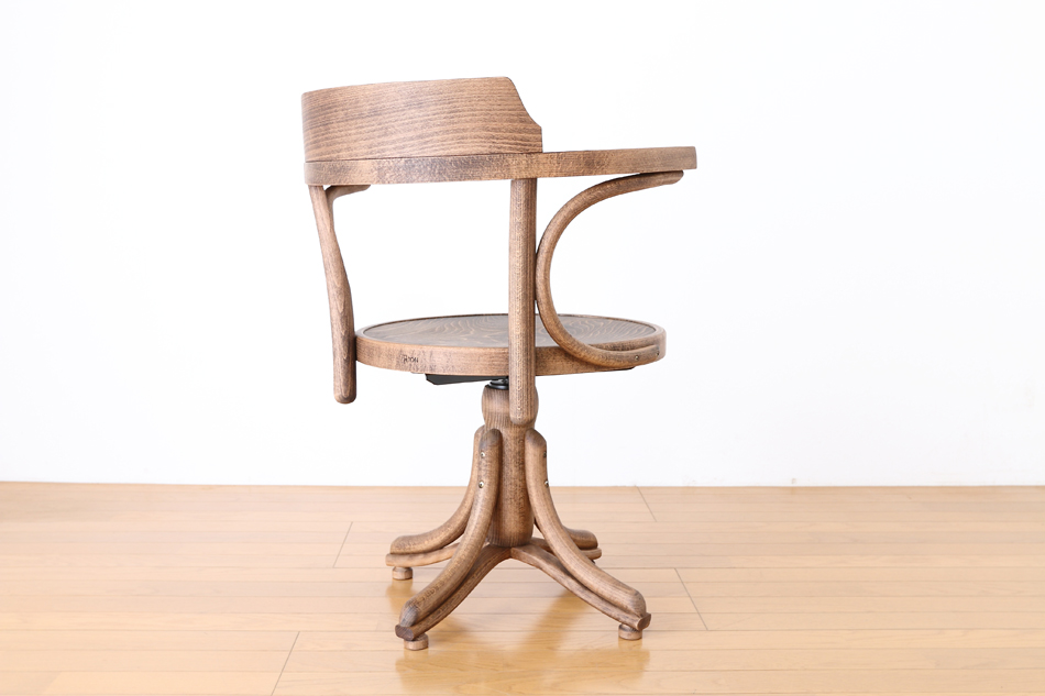 トンTON ベントウッドレボルビングチェアNo503コントールKONTOR/ダーク・オイル