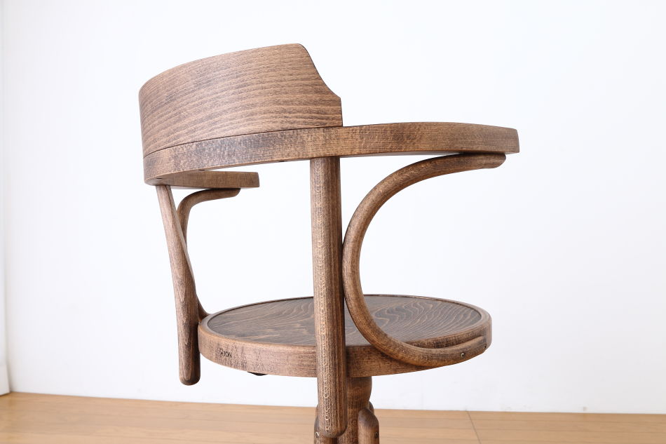 トンTON ベントウッドレボルビングチェアNo503コントールKONTOR/ダーク・オイル