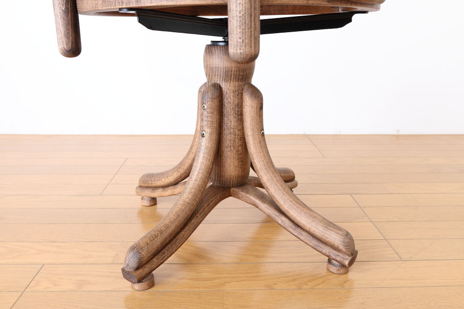 トンTON ベントウッドレボルビングチェアNo503コントールKONTOR/ダーク・オイル