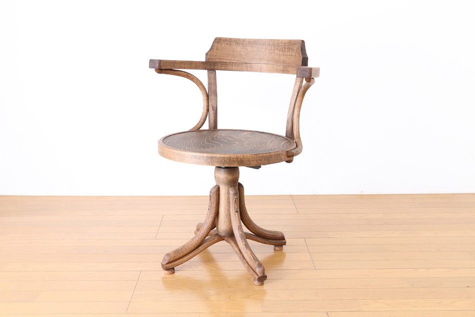 トンTON ベントウッドレボルビングチェアNo503コントールKONTOR/ダーク・オイル