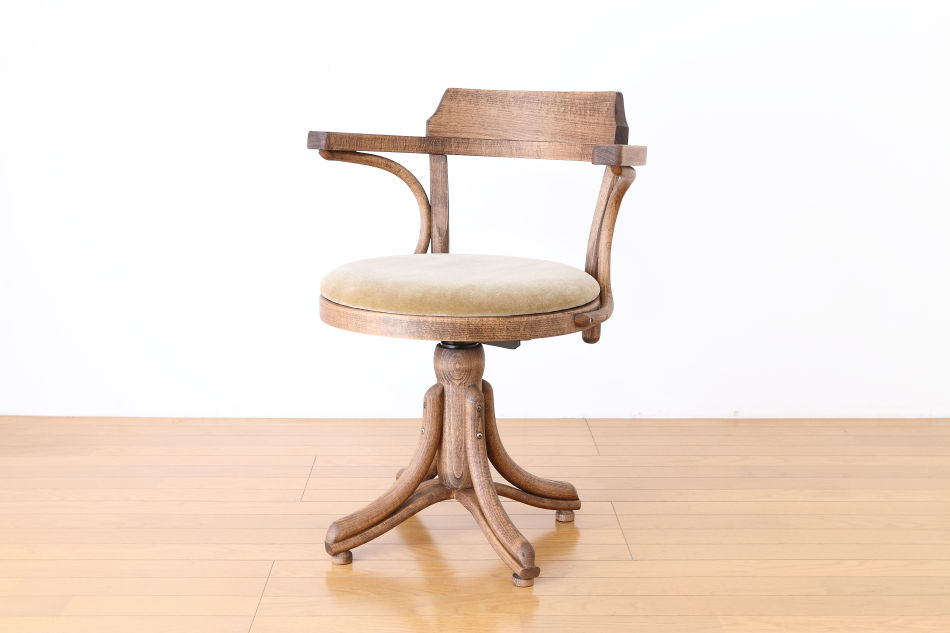 トンTON ベントウッドレボルビングチェアNo503コントールKONTOR/ダーク・オイル