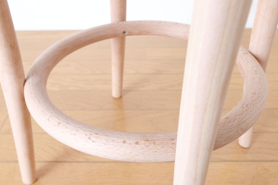 トンTON ベントウッドスツール No60 リングレッグRing leg/ソープ・フィニッシュ