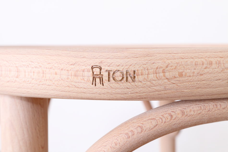 トンTON ベントウッドスツール No60 アーチレッグArch leg/クリアオイル・フィニッシュ