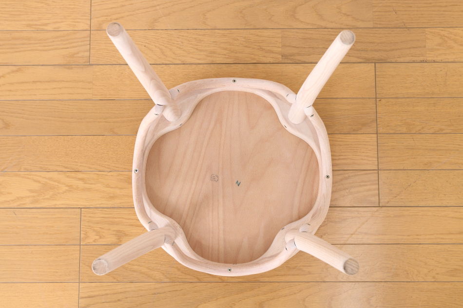 トンTON ベントウッドスツール No60 アーチレッグArch leg/クリアオイル・フィニッシュ