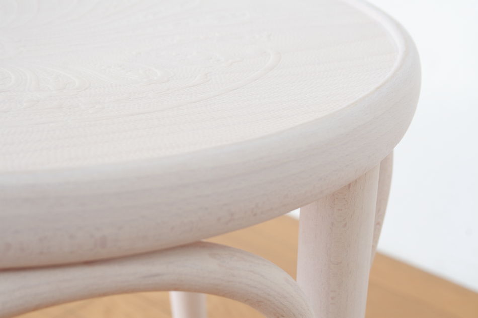 トンTON ベントウッドスツールNo60 アーチレッグArch leg/ホワイトオイル・フィニッシュ