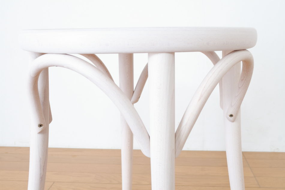 トンTON ベントウッドスツールNo60 アーチレッグArch leg/ホワイトオイル・フィニッシュ