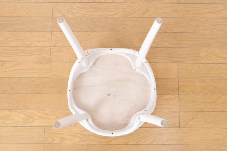 トンTON ベントウッドスツールNo60 アーチレッグArch leg/ホワイトオイル・フィニッシュ